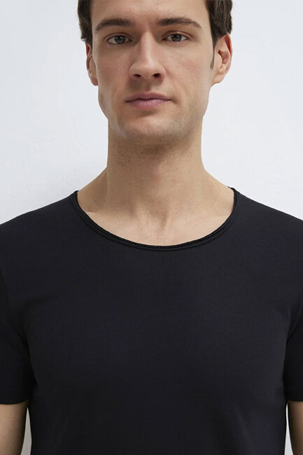 Erkek Basic Tişört 064019-20933 Siyah (1)