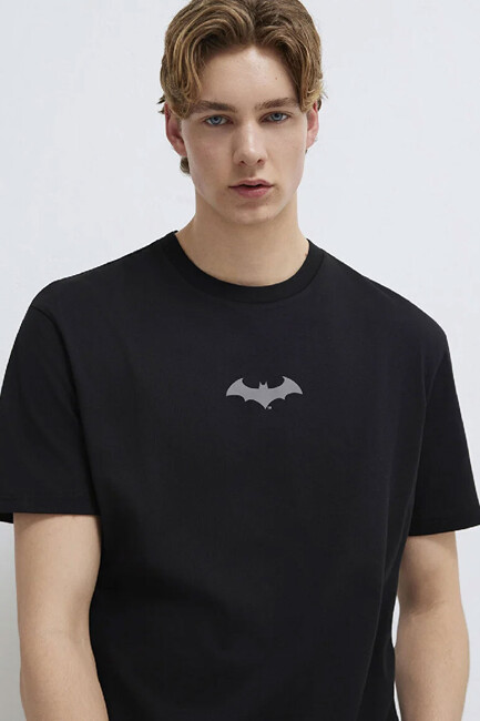 Erkek Batman Baskılı Tişört 066878-900 Siyah (3)