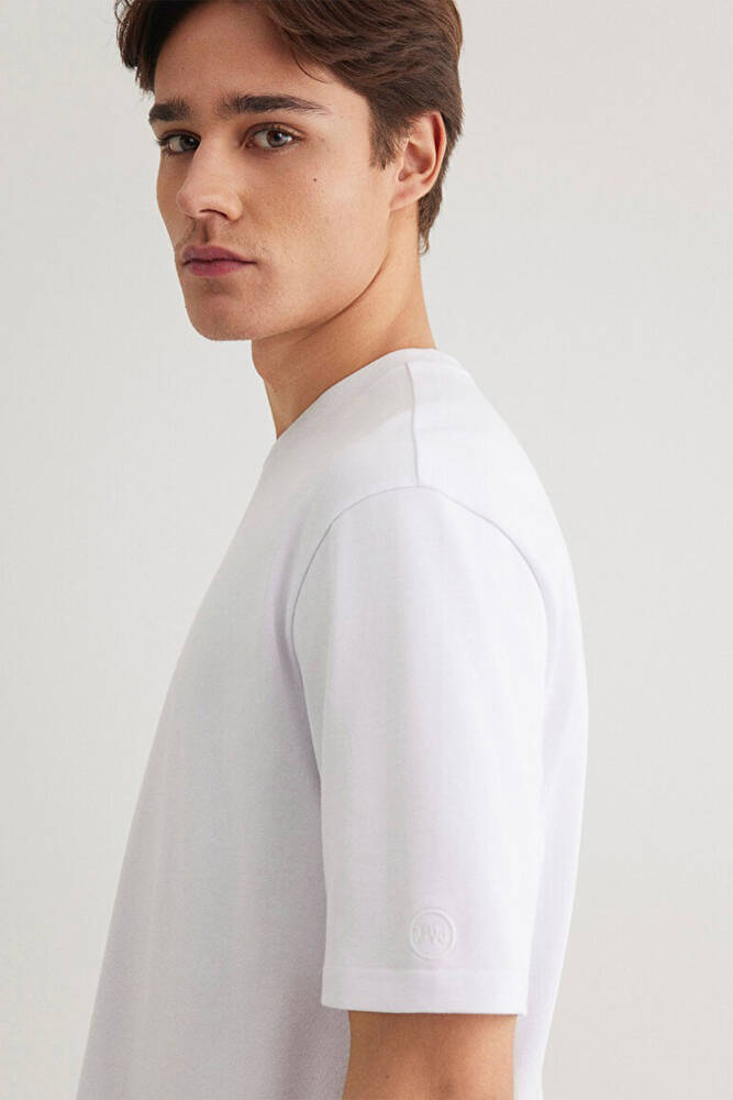 Erkek Bisiklet Yaka Basic Tişört 0611924-620 Beyaz 