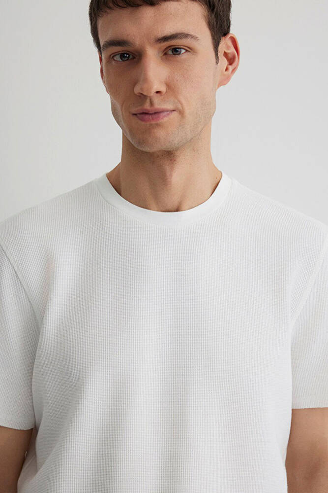 Erkek Bisiklet Yaka Tişört 0610277-70054 Beyaz 