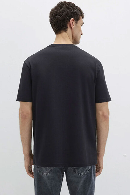 Erkek Bisiklet Yaka Tişört 0611596-900 Siyah - Thumbnail