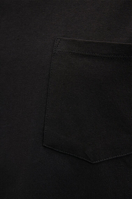 Erkek Cepli Basic Tshırt 066248-900 Siyah - Thumbnail