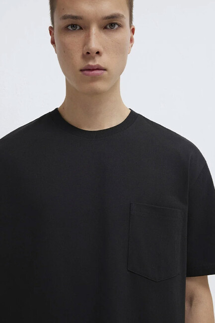 Erkek Cepli Basic Tshırt 066248-900 Siyah (1)