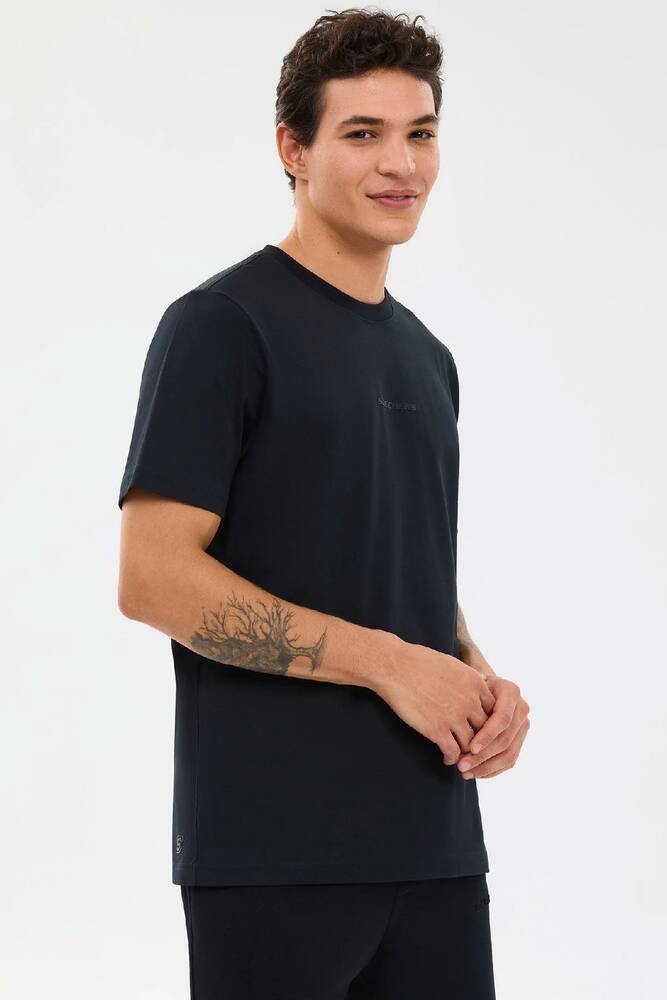 Erkek Essential Tişört S2510017-3817 Siyah 