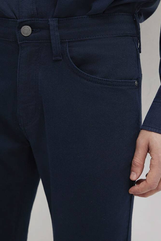Erkek Jake Comfort Jean Pantolon 0042290682 Lacivert - 6