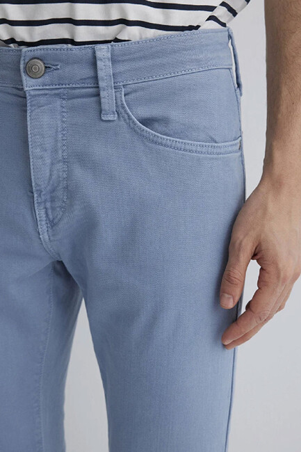 Erkek Jake Comfort Renkli Denim Pantolon 0042286570 Mavi - Thumbnail