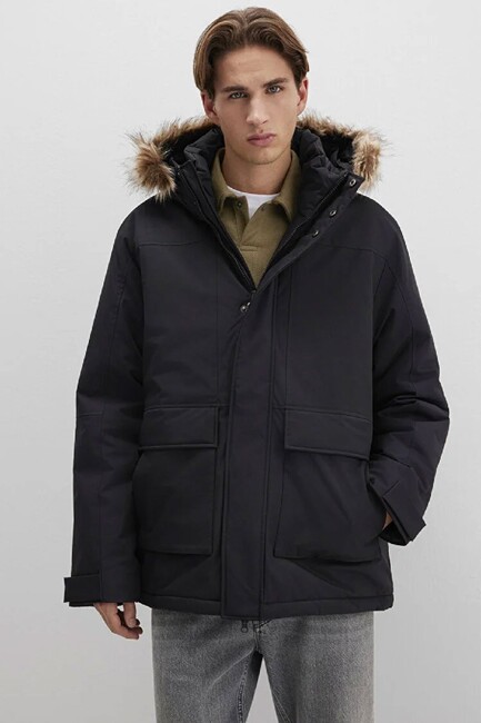 Erkek Kapüşonlu Parka 0110472-900 Siyah (1)