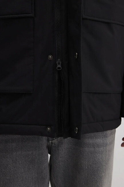 Erkek Kapüşonlu Parka 0110472-900 Siyah - Thumbnail