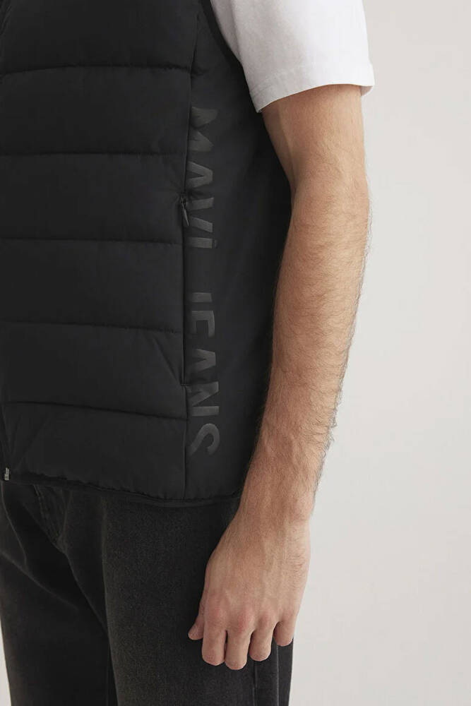 Erkek Kapüşonlu Yelek 0110554-900 Siyah 