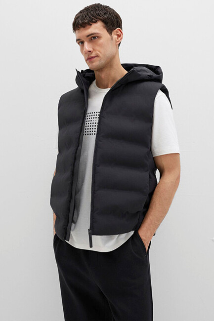 Erkek Kapüşonlu Yelek 0110619-71379 Siyah (1)