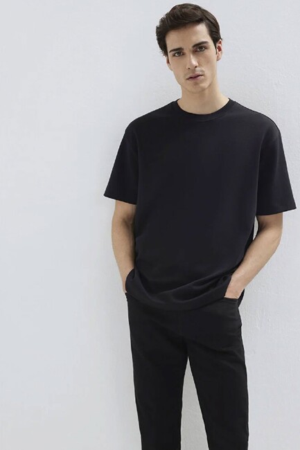 Erkek Kısa Kol Tişört 0612731-900 Siyah (2)