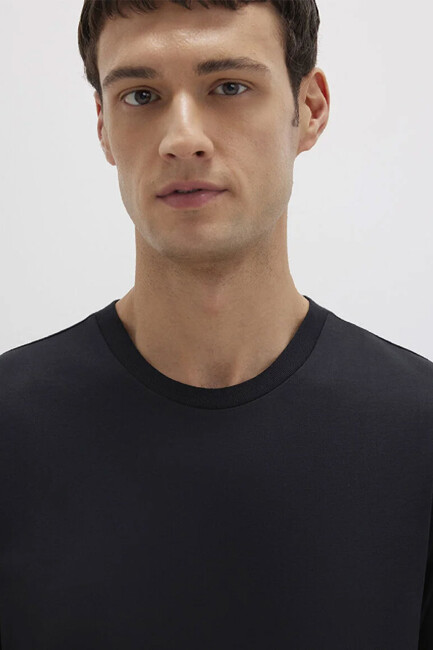 Erkek Kısa Kol Tshırt 066483-900 Siyah - Thumbnail