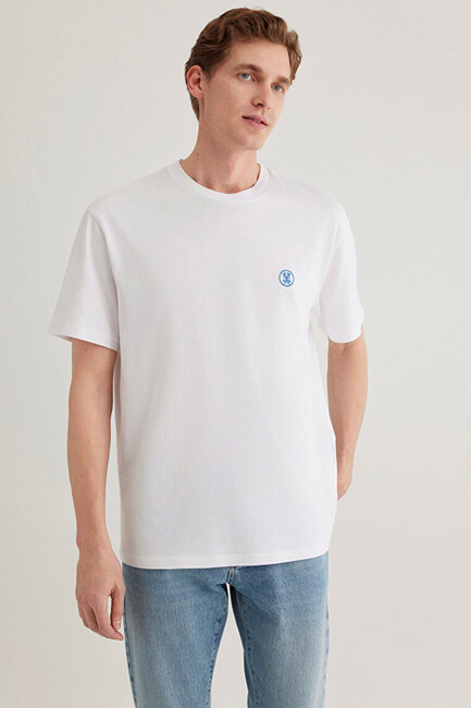 Erkek Logo Nakışlı Tişört 067074-620 Beyaz (1)