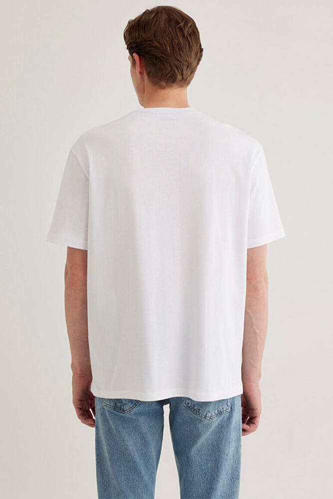 Erkek Logo Nakışlı Tişört 067074-620 Beyaz 