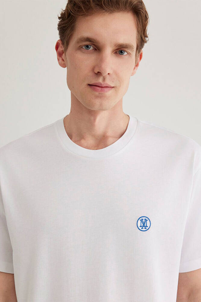 Erkek Logo Nakışlı Tişört 067074-620 Beyaz 