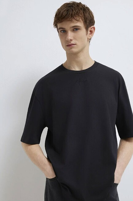 Erkek Mavi Nakışlı Tişört 0613130-900 Siyah (2)