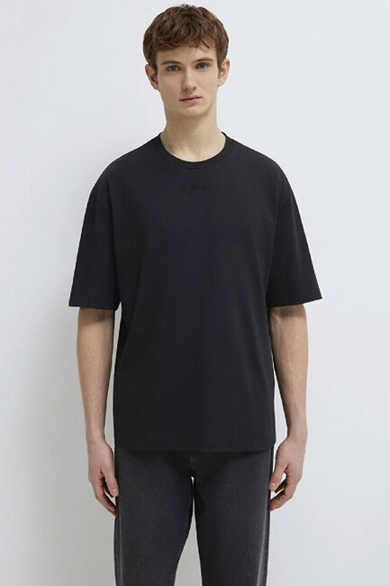 Erkek Mavi Nakışlı Tişört 0613130-900 Siyah (3)