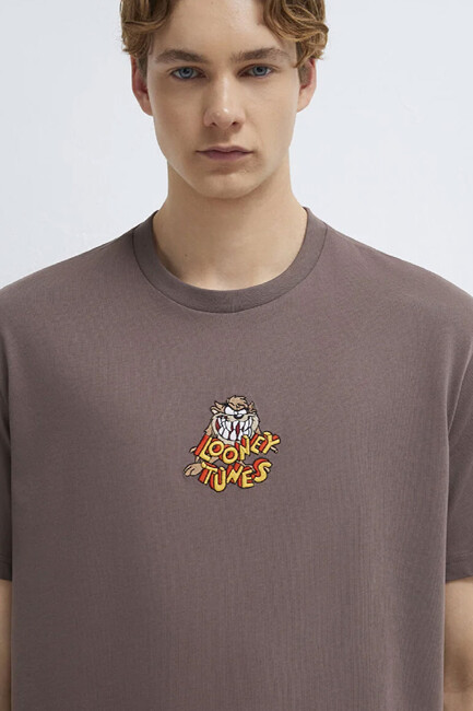 Erkek Tazmanya Canavarı Baskılı Tişört 0612657-86683 Kahve - Thumbnail