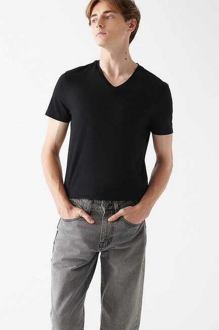 Erkek V Yaka Streç Basic Tişört 061748-900 Siyah (1)