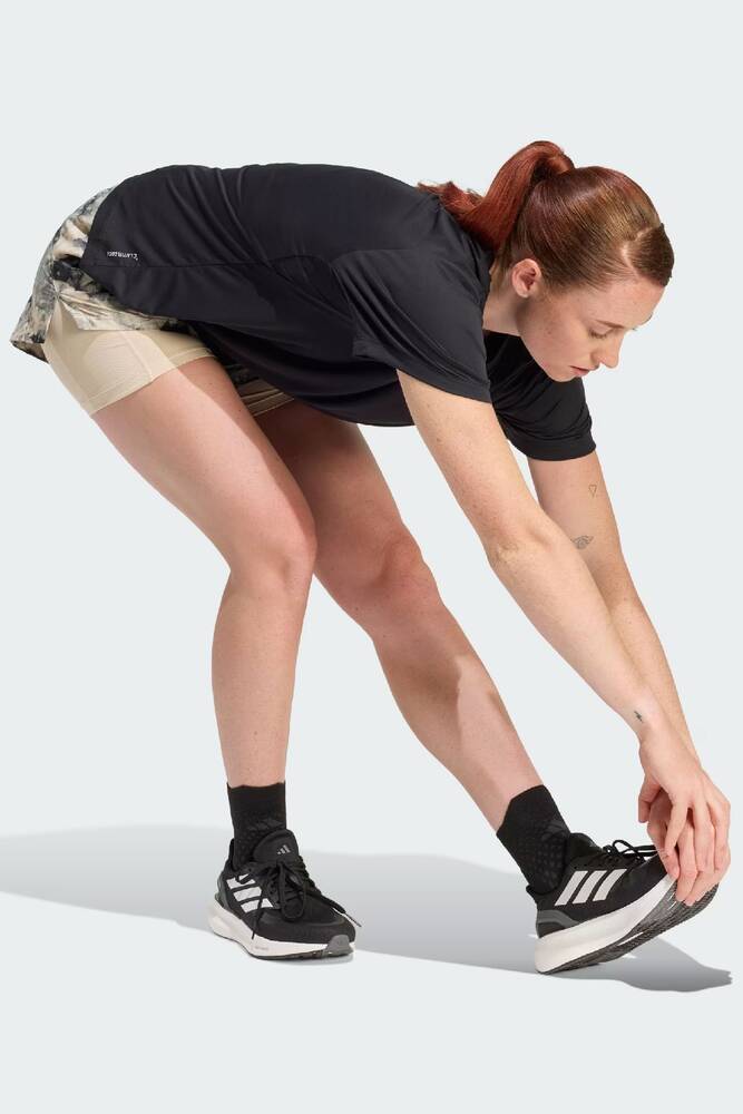 Kadın Adi365 Running Ess Tişört JZ7808 Siyah 