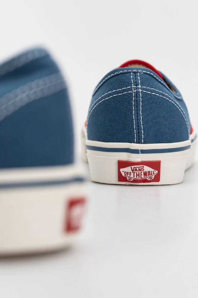 Kadın Authentic Ayakkabı VN000EHHIZQ1 Kırmızı 