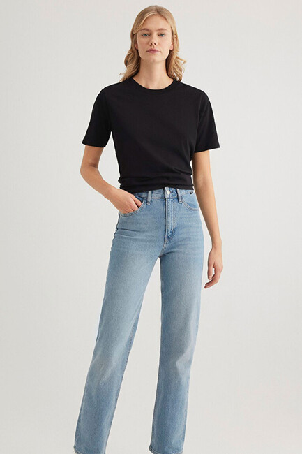 Kadın Basic Tişört 1600955-900 Siyah (1)