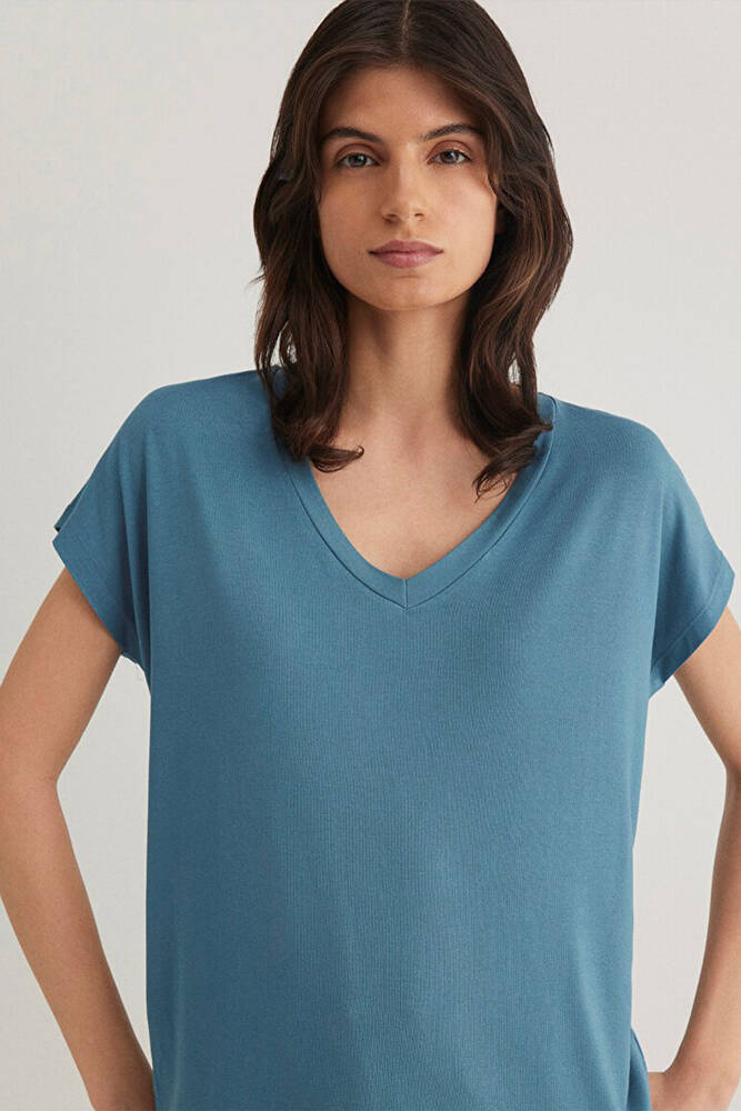 Kadın Basic V Yaka Tişört 167714-70753 Mavi 