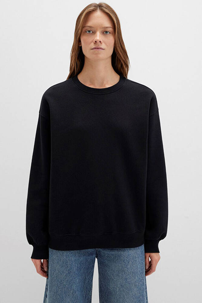 Kadın Bisiklet Yaka Basic Sweat 1610198-900 Siyah 