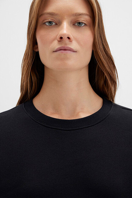 Kadın Bisiklet Yaka Basic Sweat 1610198-900 Siyah - Thumbnail