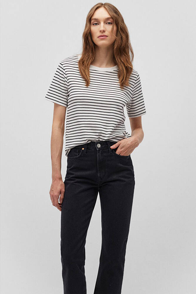 Kadın Bisiklet Yaka Tişört 1611653-85143 Siyah 