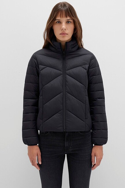 Kadın Dik Yaka Şişme Mont 110698-900 Siyah (3)