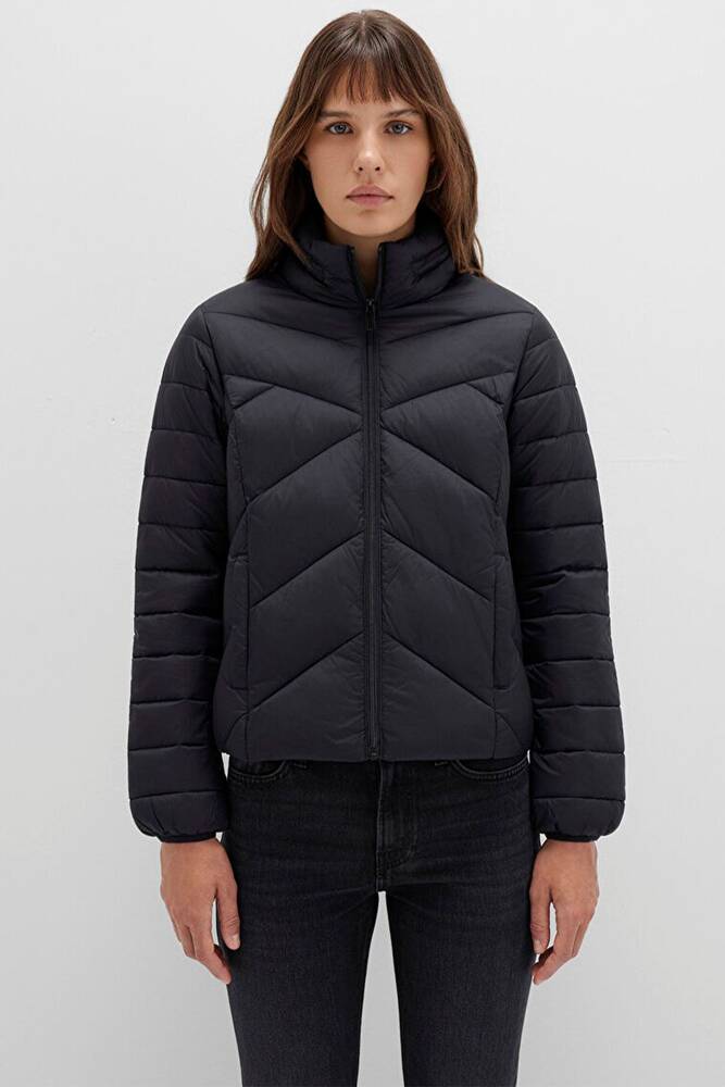 Kadın Dik Yaka Şişme Mont 110698-900 Siyah 