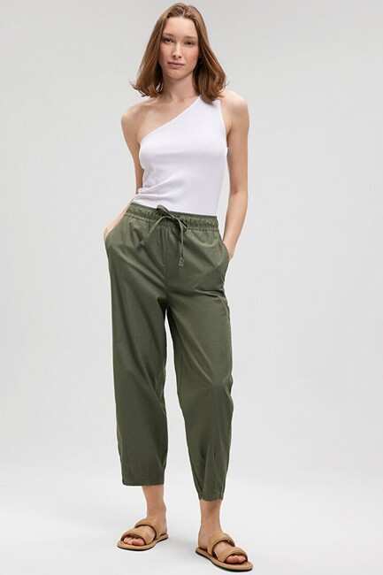 Kadın Dokuma Pantolon 1010425-71559 Yeşil (1)