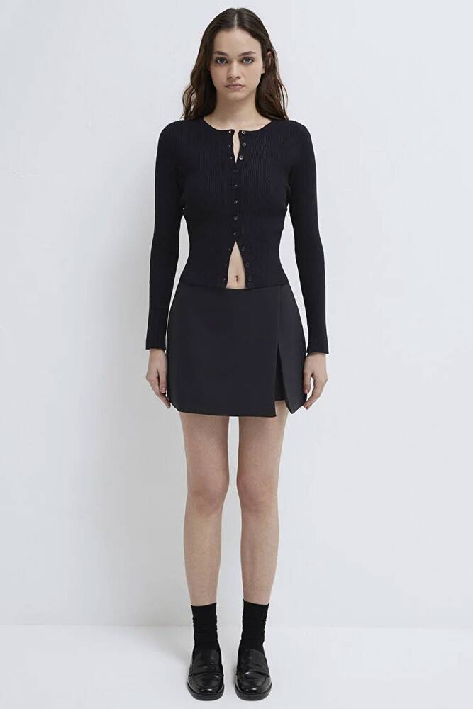 Kadın Dokuma Şort 1410249-900 Siyah 