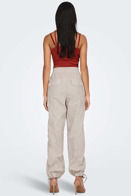 Kadın Elca Lıfe Cargo Paraşüt Pantolon 15313285 Ekru (2)