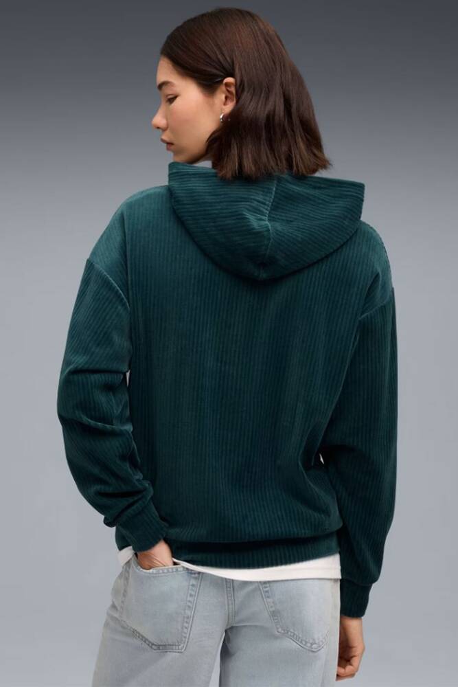 Kadın ESS Elevated Velour Sweat 688107-75 Yeşil 