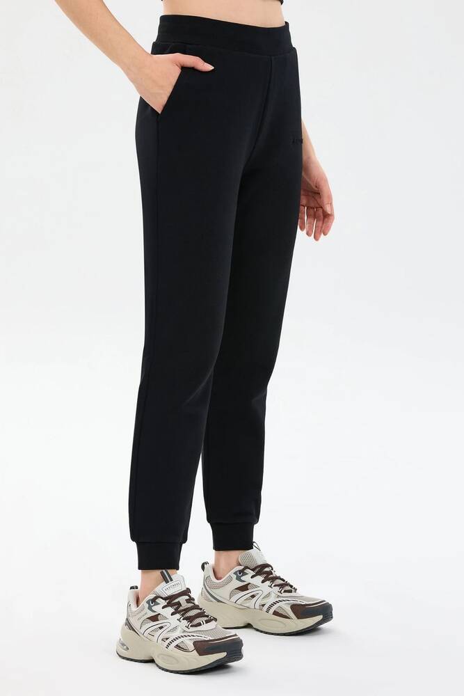Kadın Ess Jogger Eşofman Altı S2610002-3817 Siyah 