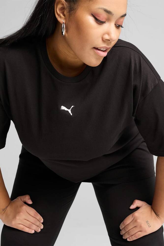 Kadın Ess Relaxed Tişört 684971-01 Siyah 