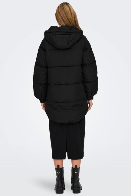 Kadın Fıe Oversızed Puffer Mont 15321963 Siyah (2)