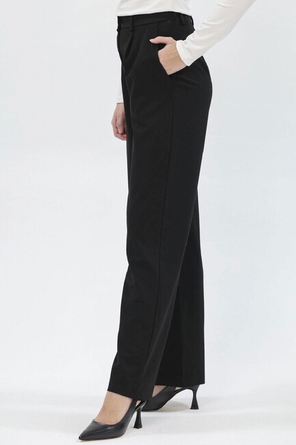 Kadın Geniş Paça Klasik Pantolon 25K0101K1 Siyah (2)