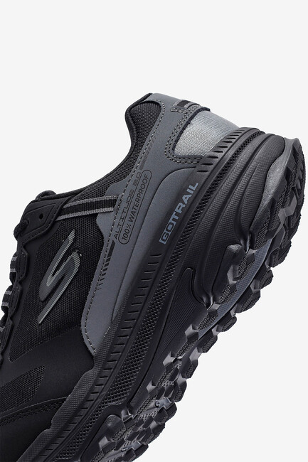 Kadın Go Run Trail Altitude 2.0 Ayakkabı 129526 BKCC Siyah - Thumbnail
