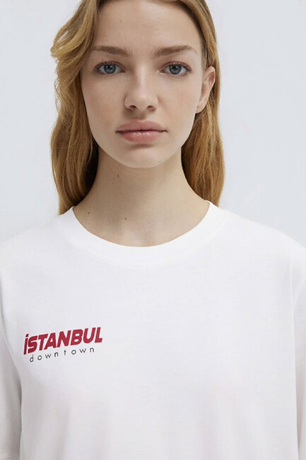 Kadın İstanbul Baskılı Tişört 1613737-620 Beyaz - Thumbnail