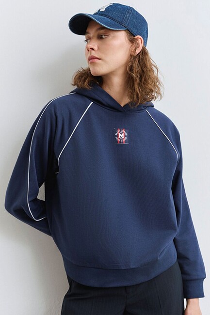 Kadın Kapüşonlu Sweat 1S10362-87518 Lacivert (1)