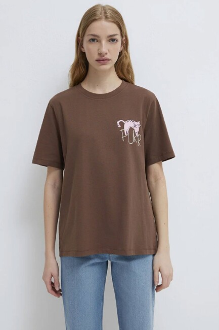 Kadın Kedi Baskılı Tişört 1613726-81959 Kahve (3)
