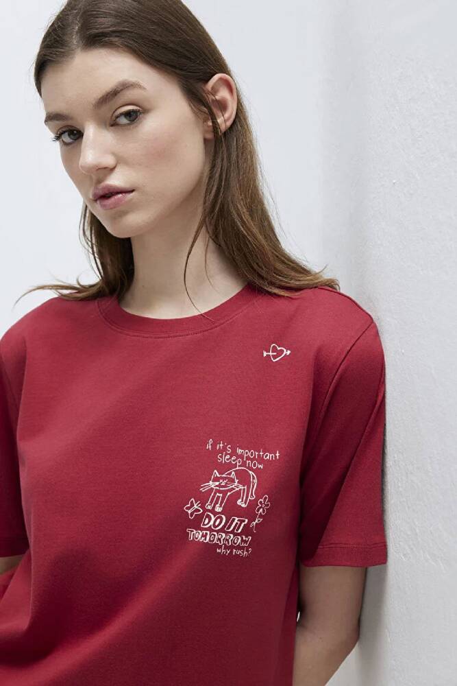 Kadın Kedi Baskılı Tişört 1613875-70391 Kırmızı 