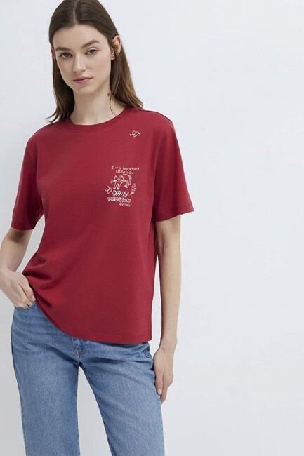 Kadın Kedi Baskılı Tişört 1613875-70391 Kırmızı (3)
