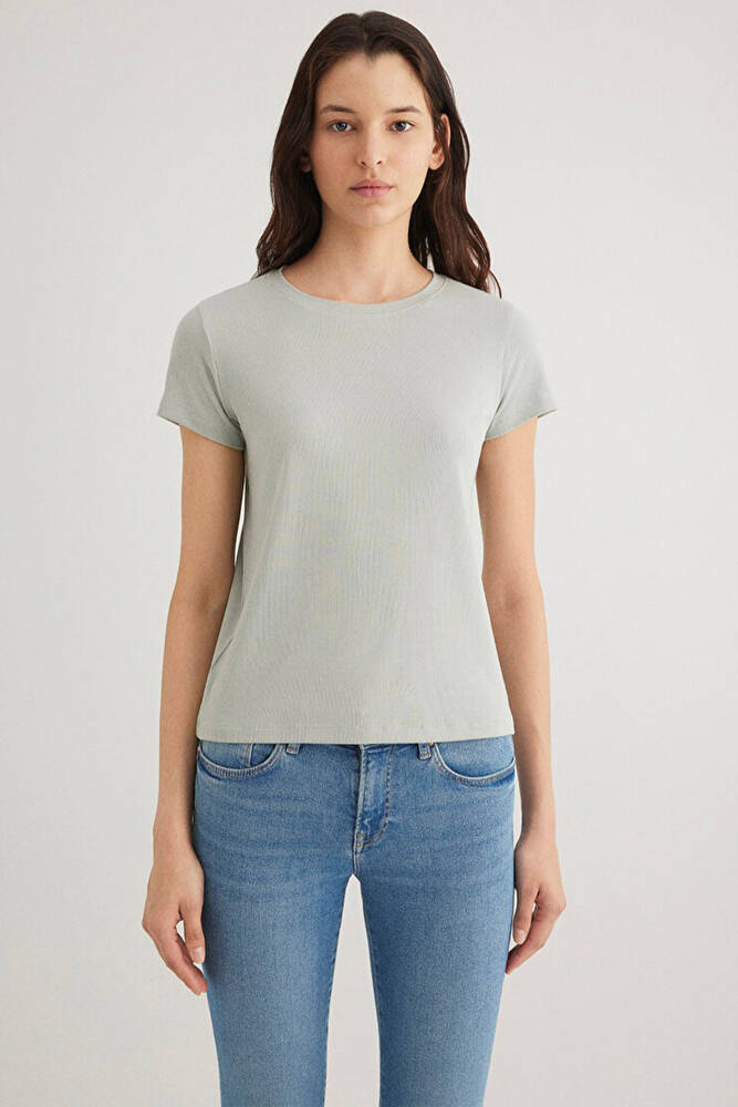 Kadın Kısa Kollu Basic Penye 1612904-70084 Yeşil 