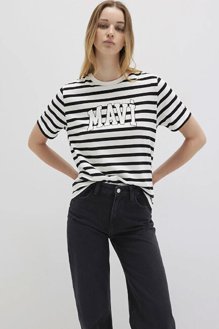 Kadın Kısa Kollu Logo Tişört 1611360-84041 Siyah (2)