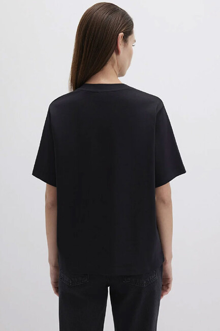 Kadın Kısa Kollu Tişört 1612122-900 Siyah - Thumbnail