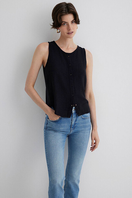 Kadın Kolsuz Gömlek 1210710-900 Siyah (2)